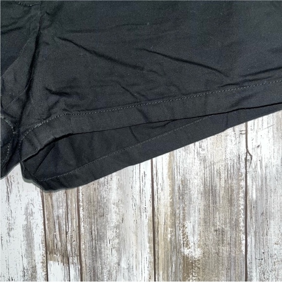 J. Crew Black Broken In Chino Shorts - Picture 3 of 8